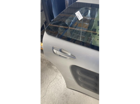 114710804-6370b623-7e3c-47e3-b12f-0b0f7cb0e09f-Piece-Porte-arriere-droit-9801070080-CITROEN-C4-CACTUS-5ac8dd38b4795d33edd001ad88077a1c578f468cebf8fb9879e6a1ddd193990b_m.jpg