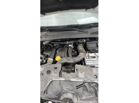 Vehicule-RENAULT-CLIO%204%20PHASE%201-2014-040e7e50c5be00ad1d1aa3f0e32730532848022dd2909295074df90e25029905_m.jpg