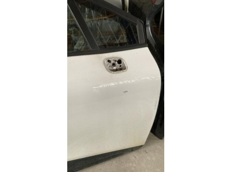 114954733-92e34279-b097-4168-b6e7-95d679b88591-Piece-Porte-avant-droit-RENAULT-CLIO-4-PHASE-1-6654cf5dc4be00681b5cc7fba3e019c75af101379e76b6106c91e5e911038586_m.jpg