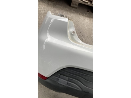 114955058-655fc75f-df40-428e-8488-880740b63095-Piece-Pare-choc-arriere-RENAULT-CLIO-4-PHASE-1-ae8bb4d54de9ee98de9ee8361003c1ca95773f1f5da6a16f0af4ae489429db49_m.jpg