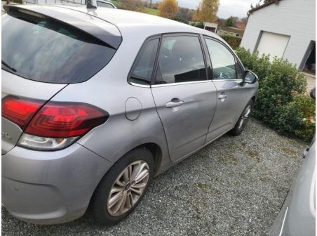 Vehicule-CITROEN-C4%202%20PHASE%202-2016-474a3403b0bf223812da25eabd1d14ded1ed8ae3778c4133fdd4d5817eb911e8_m.jpg