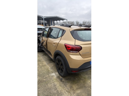 Vehicule-DACIA-SANDERO%203%20STEPWAY-2024-6c2685efb7b223e48c52c9822d305a662b77c60b8375818f41f5277591a9e766_o.jpg
