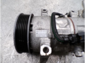 118128275-56084277-8a4b-4bd4-8d19-47f2479419a5-Piece-CITROEN-ac5b43ae8a1d01ce0189e2e4de61ea0646e7a1724d30e71b7190ebb225633a27_m.JPG 2