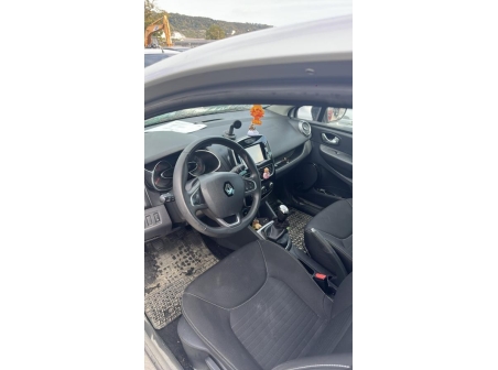 Vehicule-RENAULT-CLIO%204%20PHASE%202-2017-5f90b1541bd4b605bf1caa23e3b2a65cca247bb2f797895ecf190aa195884810_m.jpg