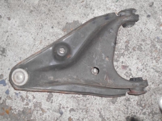 Piece-Triangle-avant-gauche-DACIA-sandero-cbde410a1b94bde8cf93b41b9b5f070b983d14536e588fb209332f6034e48061.JPG 2