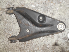 Piece-Triangle-avant-droit-DACIA-sandero-37c6f72512dc7f6fe88404965b40797c6afe7f4a0e83f52cc2c910a3c7be4e07.JPG 2