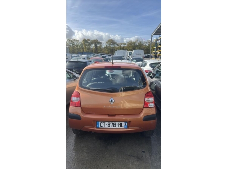 Vehicule-RENAULT-TWINGO%202%20PHASE%201-2007-b2cb9016b758042bc76a82667acc6808cbed38731fc223a0bb403695736b3cc2_m.jpg