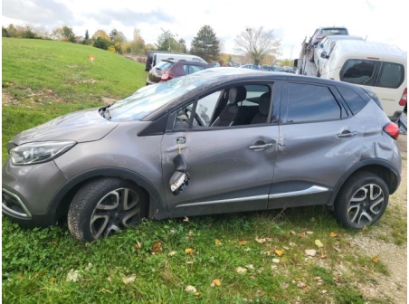 Vehicule-RENAULT-CAPTUR%201%20PHASE%201-2016-abe2e12fba6115854337d9d02b0b7477b0da4bcd58b9cd91f98a7eba70a44907_m.jpg