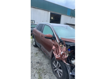 Vehicule-PEUGEOT-3008%202%20PHASE%201-2018-11d03f37c8add8ee5e943112e5bfe7ed00f016ea0a00834b2c947efb7a0fe346_o.jpg