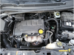 Vehicule-OPEL-CORSA%20E-2017-0baee96b4708f55189f7afd6c5756627890a11e42e0779352754e26b19cd9a4b_o.jpg 2