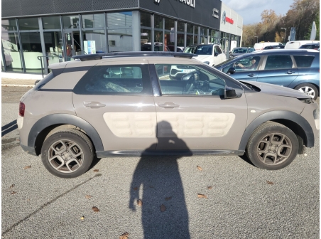 Vehicule-CITROEN-C4%20CACTUS-2015-d0a9181c4977c1b5805c098b5c958b673d1afd05649f774e79d5adc93705b892_o.jpg