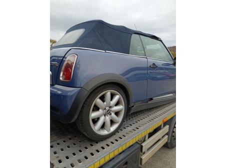 Vehicule-MINI-MINI%201%20R52%20CABRIOLET-2005-420f60b8d6f2fa6c2b5b4d34ce5ce5b5bb0ff74b7f1704da7bc2366249f69746_o.jpg