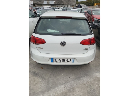 Vehicule-VOLKSWAGEN-GOLF%207%20PHASE%201-2014-db5dcbf4d0e6d0e30439736be27ecbd51e10169689e23cae35b2c5a8d032c095_o.jpg
