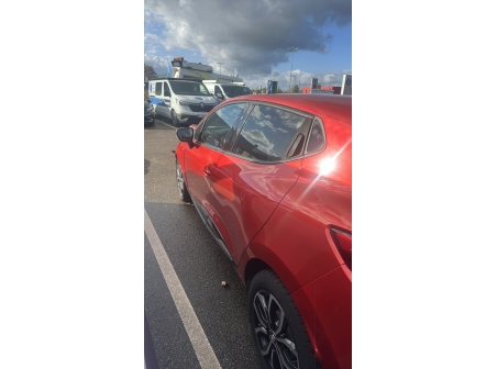 Vehicule-RENAULT-CLIO%204%20PHASE%202-2018-961ef34d244abd1728612e38cfc808d8e3167eb3a07caaca85fc58f5e83b53ee_o.jpg