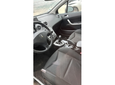Vehicule-PEUGEOT-308%201%20PHASE%201-2009-ae823f315de0a8df5c454d13eab2bebef7062c93a94f46e8a6fdca49580f5212_o.jpg