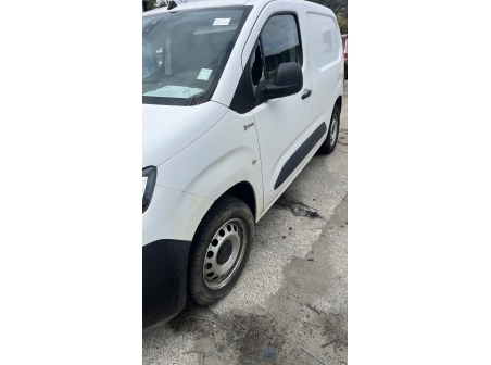 Vehicule-PEUGEOT-PARTNER%203%20PHASE%201-2020-e0dda50c45906e3d414bc86f20eb5e11de6f101f67944b0e5261982363935c3f_o.jpg