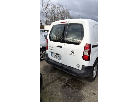 Vehicule-PEUGEOT-PARTNER%203%20PHASE%201-2020-e54edf8984534247e40931a21ddaa859989945752ceea3c3f64b126d817970c3_o.jpg