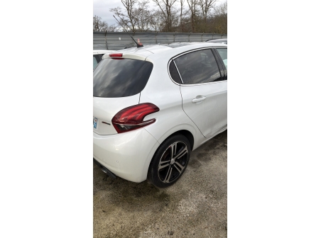 Vehicule-PEUGEOT-208%201%20PHASE%202-2018-5a5a37428f8117f7ac6fd2bfdd0195ba25f87b352b923acf50d51bacda2c3f83_o.jpg