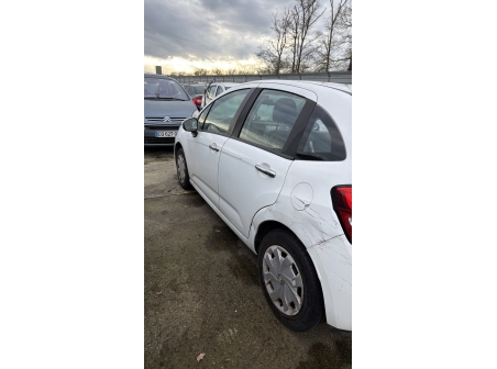 Vehicule-CITROEN-C3%202%20PHASE%202-2012-00ec4f4eeeec9e294a5994c36a5e94864fa99b7d677399d7a7476cb9f0c69245_o.jpg