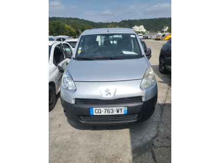 Vehicule-PEUGEOT-PARTNER%202%20PHASE%202-2013-7414585c73ee4adeb65ba0cffce284c1178b39efb0d4f8bf7981581be203c245_o.jpg