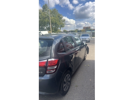Vehicule-CITROEN-C3%202%20PHASE%202-2013-e2065febb40c3bc7bd6ec4606e698e94be87d23cb00286f766c537a3cac71218_o.jpg