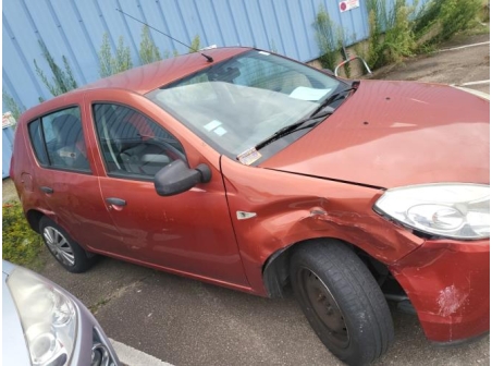 Vehicule-DACIA-SANDERO%201-2009-640bdd2859ebae86761e972c6709ad3029faf216dc77b076bed947471216d38d_m.jpg