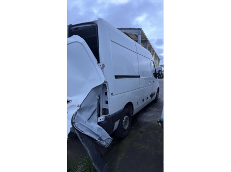 Vehicule-RENAULT-MASTER%203%20PHASE%202-2017-7b0254f66be8d9c937d0c0dd0be1d2e15ad08c2adc5e9c9ecc341d39f58bec0e_m.jpg