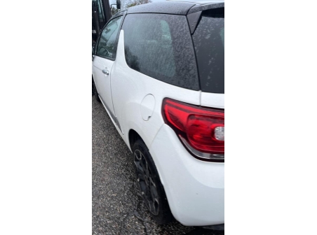 Vehicule-CITROEN-DS3%20PHASE%201-2013-b18559da2a9df27c5d47abda7b15dbb02c3fea10d668288436ecfd9d0699a92f_m.jpg