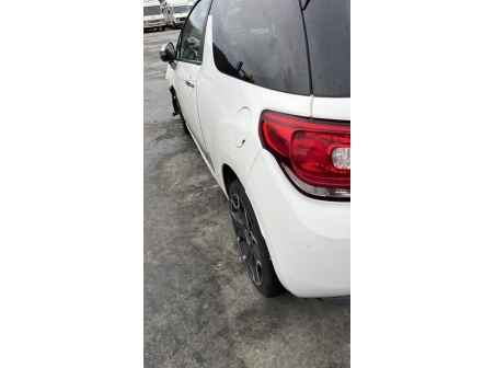 Vehicule-CITROEN-DS3%20PHASE%201-2013-098e1a9bfb94486d32ffbd5e1c62b4ab6159eb8d062d869fbdf72dcd958190b1_m.jpg