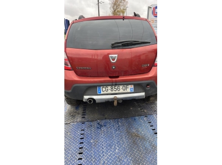 Vehicule-DACIA-SANDERO%201-2012-d88bbb55c2083af51ef67d7b944c15105f5767cc83f321171cc064c0d07cf005_m.jpg