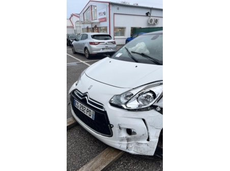 Vehicule-CITROEN-DS3%20PHASE%201-2013-eaba4d10510fdb4a887457cbdde41e83c3a6714259d4c5190cf09a6d1dd09d07_m.jpg