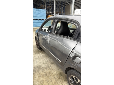 Vehicule-RENAULT-TWINGO%203%20PHASE%202-2019-c17e4aa138894878762a0d806ba0372b87d49674ad3123407044d20d17ee56a0_o.jpg