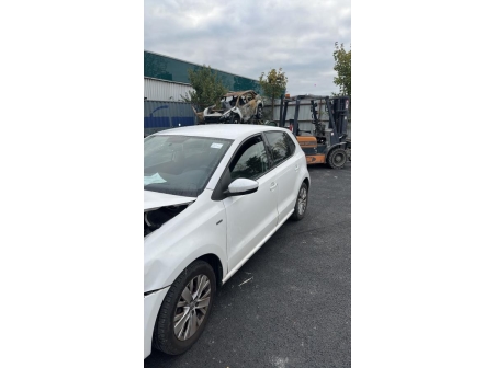 Vehicule-VOLKSWAGEN-POLO%205%20PHASE%201-2013-5d4fdddbeb0acc742bd25cd9bf4eedeb884106bcfe2ad52df6b19947cc2aea47_m.jpg