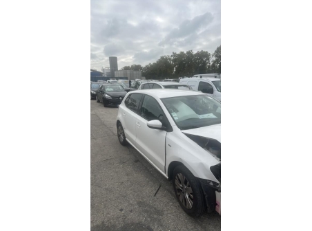 Vehicule-VOLKSWAGEN-POLO%205%20PHASE%201-2013-7eae5129521d4f0446c289aaf8db133d74adac5bf23ed41b6f06bee16549f35a_m.jpg