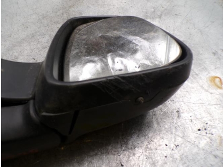 119688902-f178f5e3-29b9-4c03-84db-38736092d82c-Piece-Retroviseur-droit-PEUGEOT-25c93978846cda06d59e6c410813b32c6a98725a49de561a60ac0baafb362ac8_m.JPG