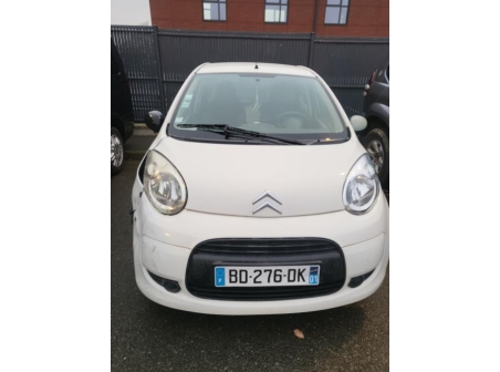 Vehicule-CITROEN-C1%201%20PHASE%202-2010-e94bd57d0571ddbb562e23518e287d1c75beb44dc72ff70a801e30cceb8101d0_m.jpg