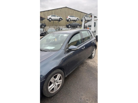 Vehicule-VOLKSWAGEN-GOLF%206-2009-51ef36573fb22e94256a3d65dc11e040d4692353eab31f28828caa726a773f0f_m.jpg