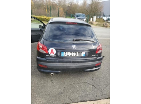 Vehicule-PEUGEOT-206+-2010-391c01581caea67c6e59b412db6b79a1ba3559e4aec2e12aab06278f5f32107a_m.jpg