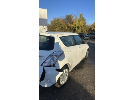 Vehicule-SUZUKI-SWIFT%204-2011-5ebf339c9a7edd4b73a65670b931d42dd41094a34234c843197651f71d9196d7_m.jpg