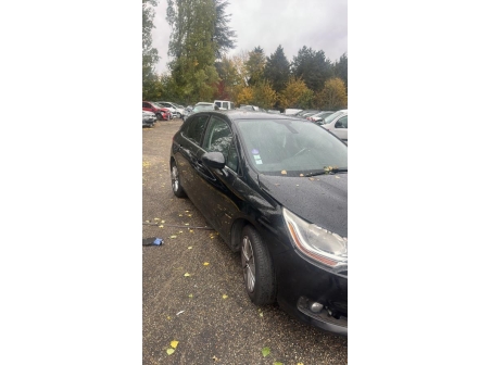 Vehicule-CITROEN-C4%202%20PHASE%201-2010-8a1d6b8fbb708d2dc343344a46c6a6bbba949ba5ce35678dbd8ca3c68004d06b_m.jpg