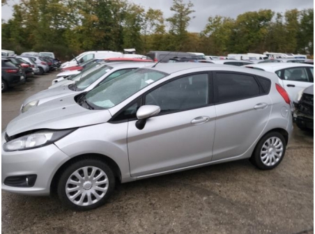 Vehicule-FORD-FIESTA%206%20PHASE%202-2013-4d53e459724cb5c08ffaba09b580b8f0656415c1881c8af15a491c201c455697_m.jpg
