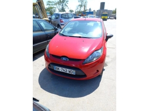 Vehicule-FORD-FIESTA-6-PHASE-1-2011-f541dd9e12ab0b90fd6f16efe52cd51256d4fd858fd6e14b282e2a9e31e84e03_mtn.jpg