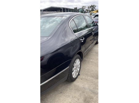 Vehicule-VOLKSWAGEN-PASSAT%205-2008-5bc52c31e42dfe1d2c1836470f298baadbe697ddebd8c057d58ebf55a963dec3_m.jpg