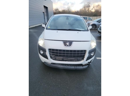 Vehicule-PEUGEOT-3008%201%20PHASE%201-2013-4c2a47f863734857aef0e77303366a13e66b205bab781a40f23ede0656dce9d7_m.jpg