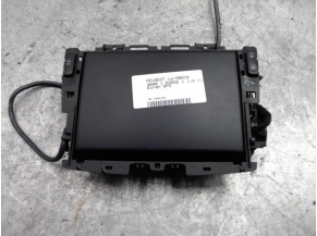 120041625-c132d11a-96c3-4540-925c-eaa747e40348-Piece-120041625-Ecran-GPS-16109788XT-PEUGEOT-3008-1-PHASE-1-16-HDI-8V-TURBO-a2cf77e7a04b32d187177c280472b4cffc8d3dbd647d27876a2851f516590248_m.jpg