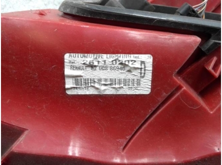120120201-a7075995-c6b3-4119-82c9-85ad796e7a8a-Piece-120120201-Feu-arriere-principal-droit-8200886946-RENAULT-CLIO-3-Diesel-d8a2f083ddac4936efb356a7a341dfcd49a373f7c22a99ce68281d563daee1dd_m.jpg