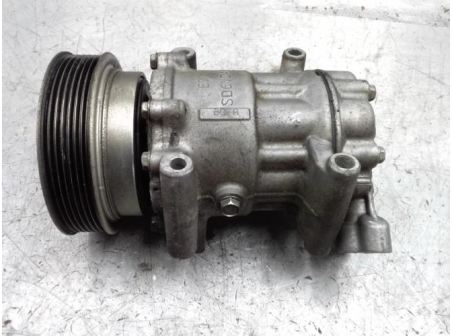 119525746-cf93f4db-c9aa-405b-a944-58b1b87bf45d-Piece-119525746-Compresseur-clim-8200819568-RENAULT-CLIO-3-PHASE-2-12i-16V-ee5301b210ab95ae98d700799b528a12c0b37674c7adeeea64e78b72fff0b82b_m.jpg