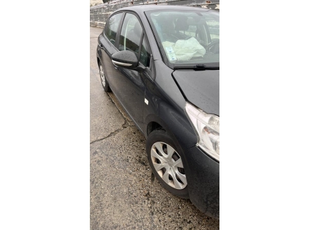 Vehicule-PEUGEOT-208%201%20PHASE%201-2014-9f9173d36209b30f616742ef202fc3aeba4b3f0fc2dbda3806a1999983af0823_m.jpg