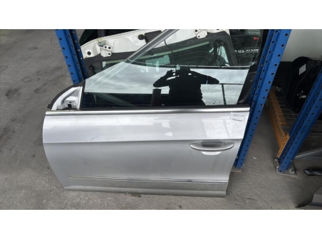 120263215-51d1f3ef-6f33-49e4-b1c9-4c2d5b859b46-Piece-Porte-avant-gauche-3C8831055H-VOLKSWAGEN-PASSAT-5-CC-COUPE-90de69876c685c155eda3d17175165f6aca5b93050ba0e3bb2924747cc99bfea_m.jpg