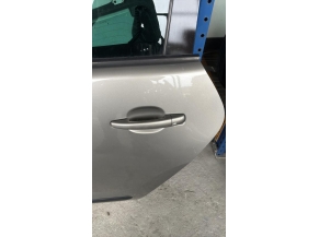 120354223-70ca94ca-3923-46e9-b244-cffbc9d96923-Piece-Porte-arriere-gauche-9006Q1-PEUGEOT-bf495a99a43f109d43ee623d5b0db30221488f7a928a38cbf4796a06d7a63407_m.jpg 2